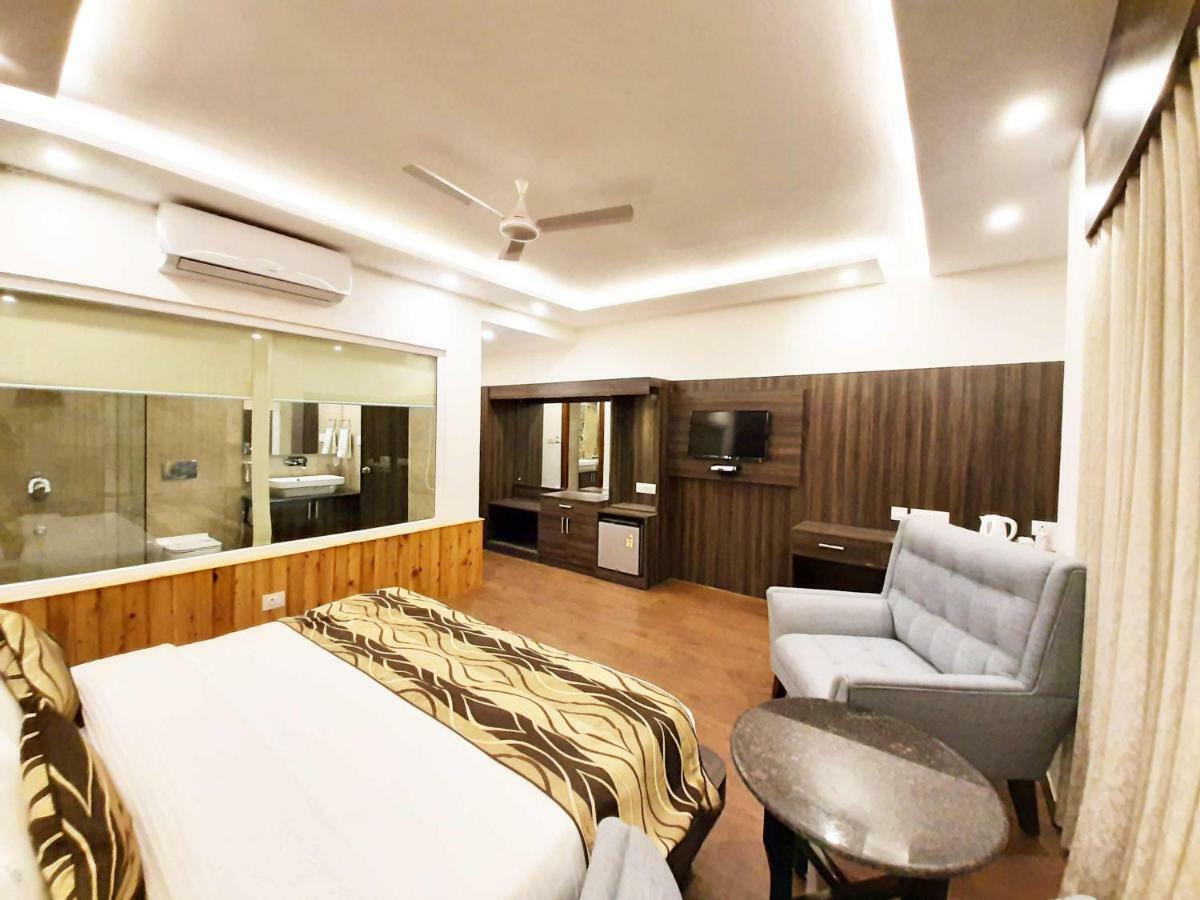 Hotel Trinity Heights McLeod Ganj Exteriör bild
