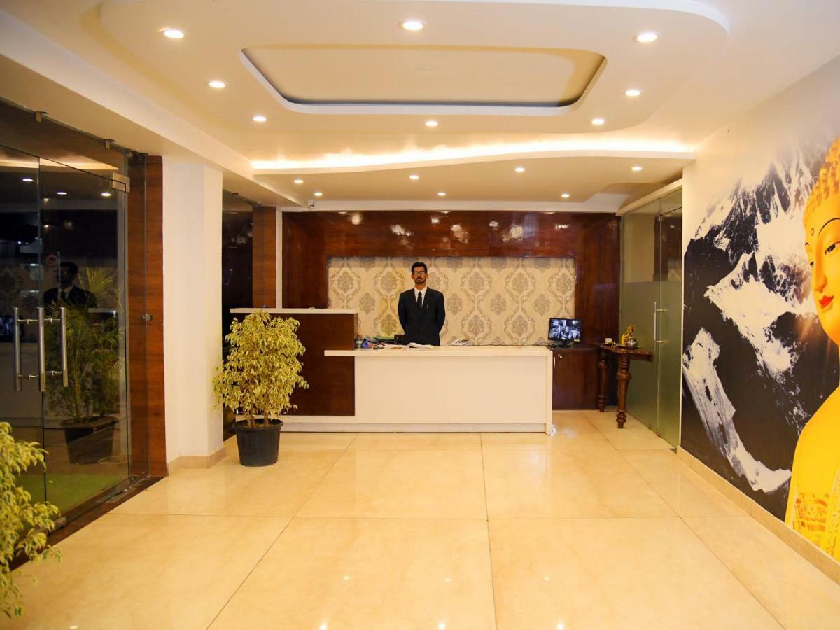 Hotel Trinity Heights McLeod Ganj Exteriör bild