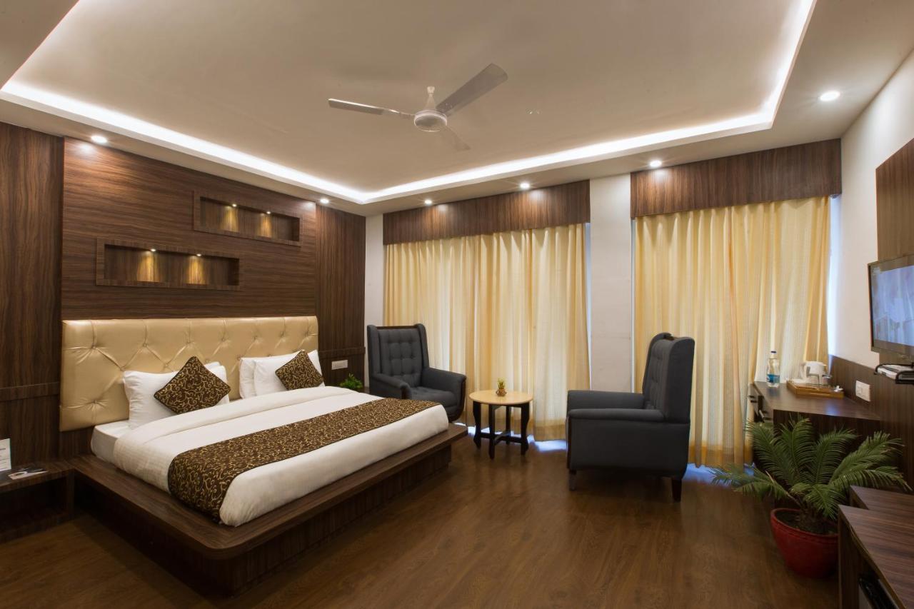 Hotel Trinity Heights McLeod Ganj Exteriör bild
